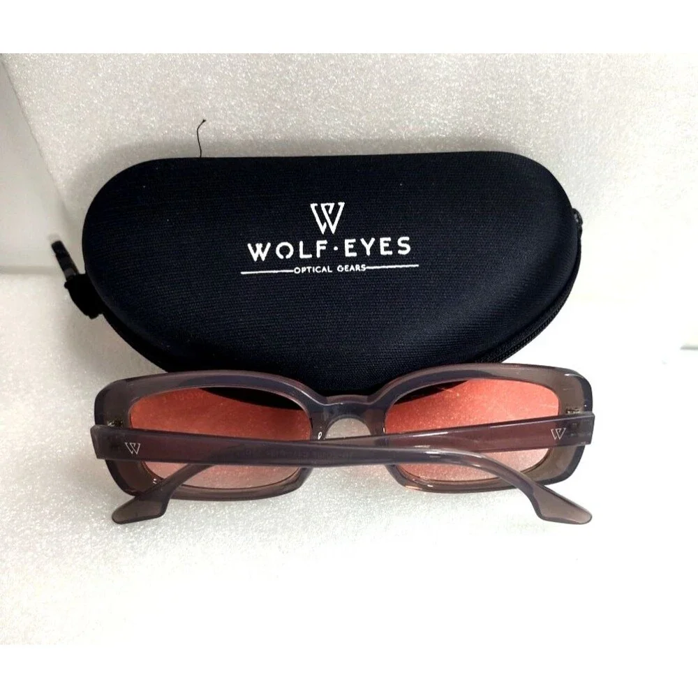 Men's Wolf Eyes Gray Rectangle Sunglasses Pink Gradient Lens & Case  53-22-150